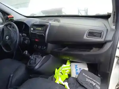 Здавання транспортного засобу opel combo furgoneta/monovolumen (x12) 1.3 cdti (b05) року 2018 потужний a13fd