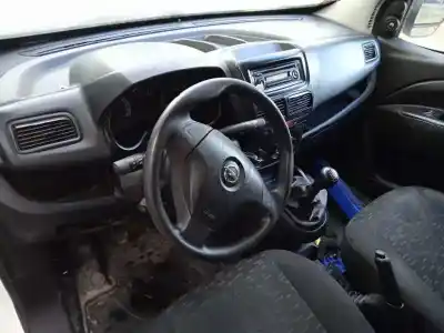 Здавання транспортного засобу opel combo furgoneta/monovolumen (x12) 1.3 cdti (b05) року 2018 потужний a13fd