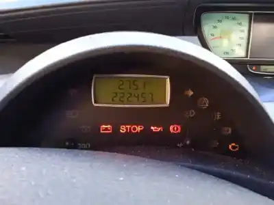 Здавання транспортного засобу lancia                                             phedra (180)                                                                                                                                                                                                                                               2.2 jtd cat року 2004 потужний 4hw