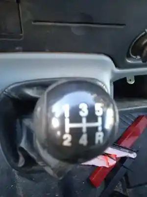 Véhicule à la ferraille ford transit caja cerrada ´06 2.2 tdci cat de l'année 2011 alimenté p8fa