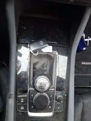 Утилизация автомобиля mazda 3 berlina (bp) evolution года 2019 питание pe