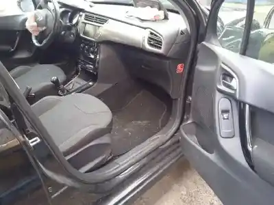 Veicolo di demolizione citroen c3 live edition dell'anno 2016 alimentato bh02