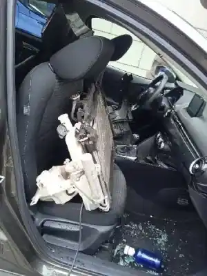 Здавання транспортного засобу mazda 2 lim. () 1.5 16v cat року 2017 потужний p5