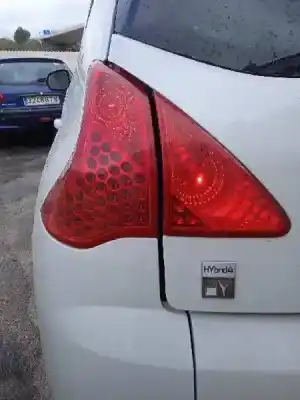 Sloopvoertuig peugeot 3008 hybrid4 van het jaar 2012 aangedreven rh02