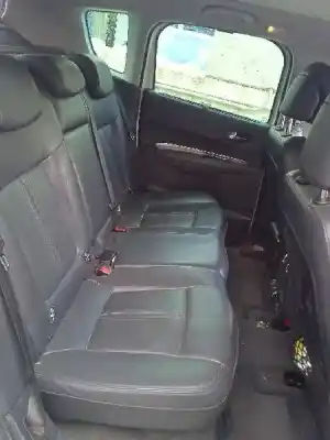 Sloopvoertuig peugeot 3008 hybrid4 van het jaar 2012 aangedreven rh02