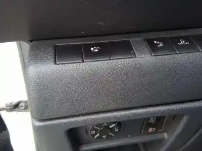 Sloopvoertuig peugeot 3008 hybrid4 van het jaar 2012 aangedreven rh02