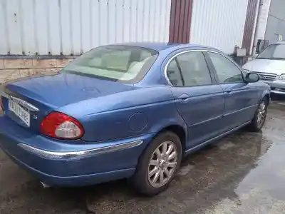 Здавання транспортного засобу jaguar x-type i (x400) 2.5 v6 a las 4 ruedas року 2003 потужний xb