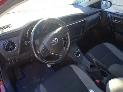 Veículo de Sucata toyota auris (_e18_) 1.8 hybrid (zwe186_) do ano 2017 alimentado 2zr