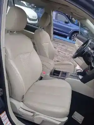 Sloopvoertuig subaru legacy kombi/outback b14 2.5 cat van het jaar 2010 aangedreven ej25