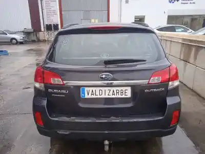 Sloopvoertuig subaru legacy kombi/outback b14 2.5 cat van het jaar 2010 aangedreven ej25