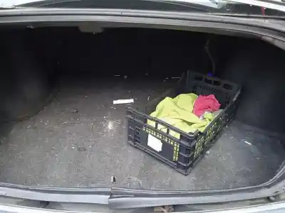 Veículo de Sucata chrysler sebring berlina 2.0 crd limited do ano 2007 alimentado byl