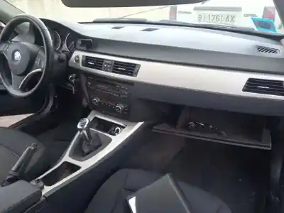 Scrapping Vehicle bmw serie 3 coupe (e92) 320d of the year 2010 powered n47d20c