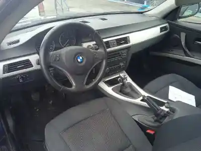 Scrapping Vehicle bmw serie 3 coupe (e92) 320d of the year 2010 powered n47d20c