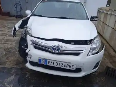 Scrapping Vehicle toyota auris hybrid active of the year 2011 powered 2zr