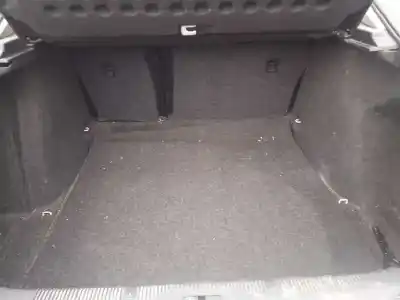 Veículo de Sucata skoda octavia berlina (1z3) trend do ano 2012 alimentado chga