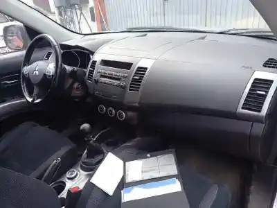 Scrapping Vehicle mitsubishi outlander (cw0) 2.0 di-d cat of the year 2008 powered bsy