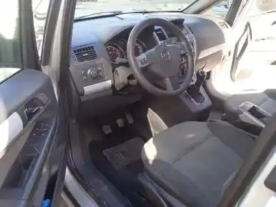 Verschrottungsfahrzeug opel zafira b cosmo des jahres 2007 angetrieben z19dt