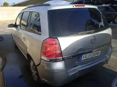 Verschrottungsfahrzeug opel zafira b cosmo des jahres 2007 angetrieben z19dt