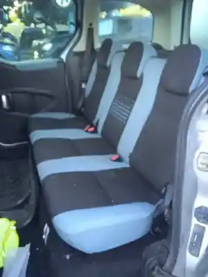 Vehicul casat citroen berlingo station wagon seduction al anului 2013 alimentat 9h06