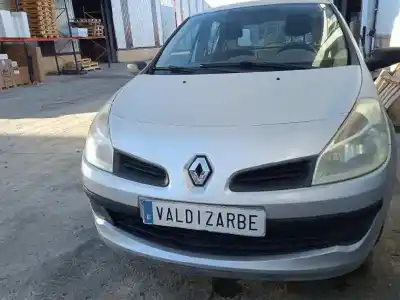 Утилизация автомобиля RENAULT CLIO III (BR0/1, CR0/1) 1.2 16V (BR02 BR0J BR11 CR02 CR0J CR11) года 2006 питание D4F740