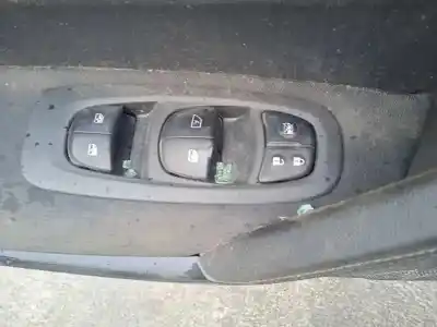 Veículo de Sucata renault kadjar (ha_, hl_) 1.2 tce 130 do ano 2018 alimentado h5f408