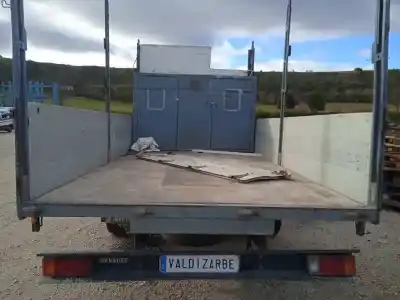 Veículo de Sucata renault   do ano 2000 alimentado 8140.43s
