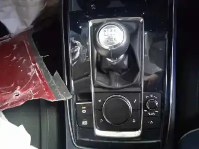 Veicolo di demolizione mazda cx-30 * dell'anno 2019 alimentato hf