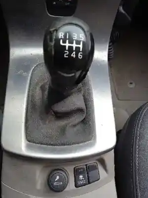 Здавання транспортного засобу volvo v50 familiar 2.0 d momentum року 2004 потужний d4204t