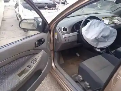 Veículo de Sucata chevrolet lacetti (j200) 2.0 d do ano 2008 alimentado z20s