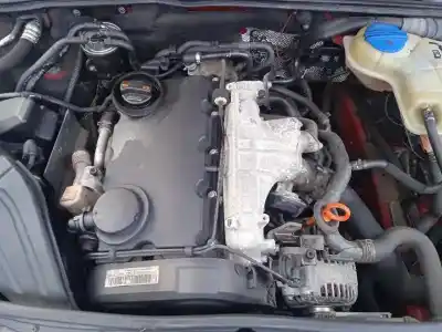 Здавання транспортного засобу audi a4 avant (8e) 2.0 tdi quattro (dpf) (125kw) року 2006 потужний brd