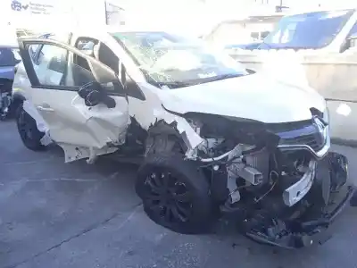 Scrapping Vehicle RENAULT CAPTUR Dynamique of the year 2015 powered H4B400