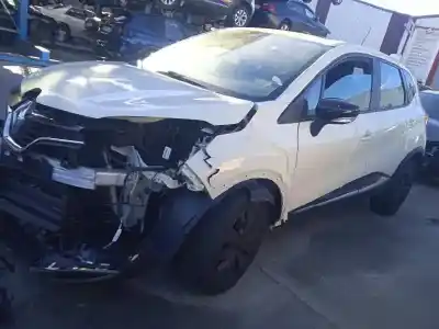 Scrapping Vehicle renault captur dynamique of the year 2015 powered h4b400