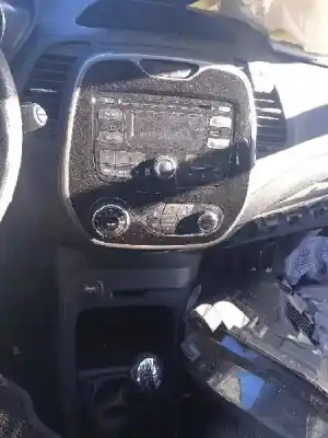 Scrapping Vehicle renault captur dynamique of the year 2015 powered h4b400