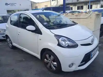 Vehículo de desguace TOYOTA AYGO (KGB/WNB) 1.0 CAT del año 2013 con motor 1KR