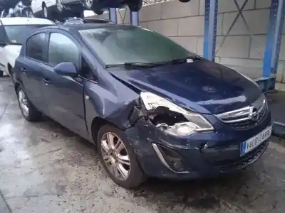 Veicolo di demolizione OPEL CORSA D (S07) 1.2 (L08, L68) dell'anno 2011 alimentato A12XER