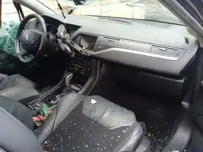 Veículo de Sucata citroen c5 station wagon exclusive do ano 2009 alimentado rhr