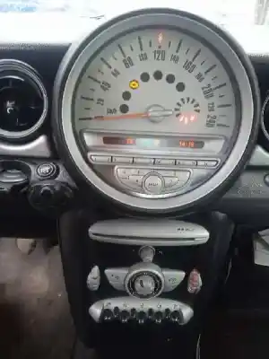 Здавання транспортного засобу mini mini (r56) cooper року 2007 потужний n12b16a