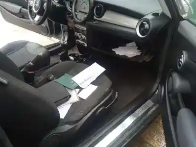 Здавання транспортного засобу mini mini (r56) cooper року 2007 потужний n12b16a