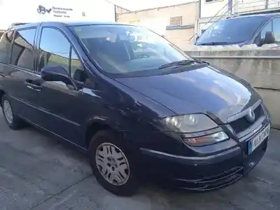 Veicolo di demolizione FIAT ULYSSE (179_) 2.0 JTD dell'anno 2003 alimentato RHW