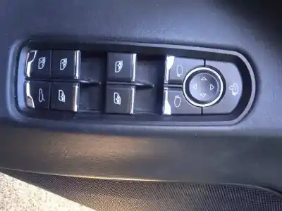 Scrapping Vehicle porsche panamera 4 s of the year 2012 powered m4840