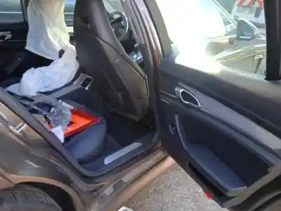 Scrapping Vehicle porsche panamera 4 s of the year 2012 powered m4840