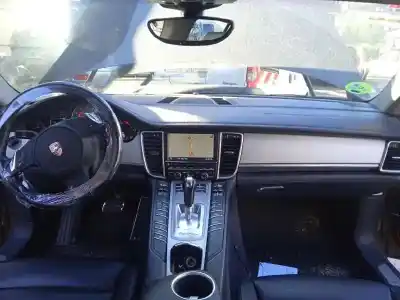 Scrapping Vehicle porsche panamera 4 s of the year 2012 powered m4840