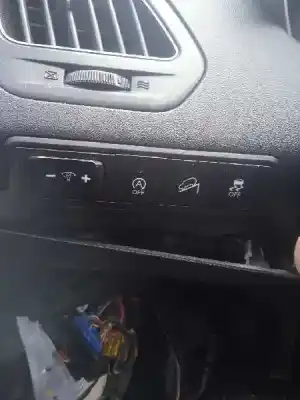 Veículo de Sucata hyundai ix35 (lm, el, elh) 1.6 do ano 2015 alimentado g4fd