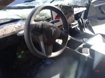 Здавання транспортного засобу tesla                                              model 3                                                                                                                                                                                                                                                     року 2021 потужний 3d3