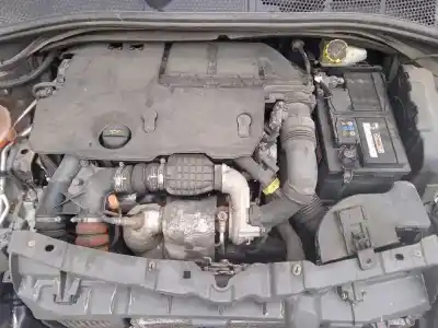 Veículo de Sucata citroen c4 cactus feel do ano 2015 alimentado 9h06