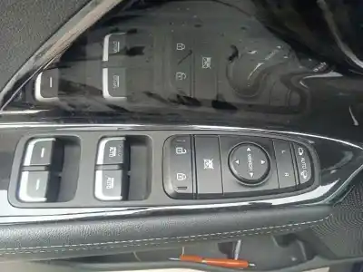 Scrapping Vehicle kia niro drive of the year 2018 powered g4le