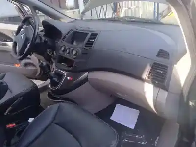 Veículo de Sucata mitsubishi grandis (na0w) 2.0 di-d inform do ano 2006 alimentado bsy