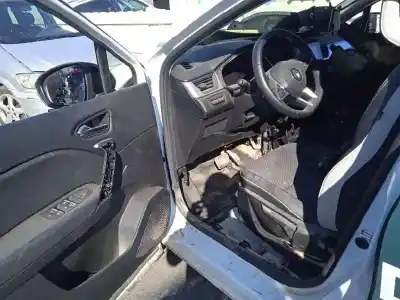 Здавання транспортного засобу renault captur ii experience року 2021 потужний h4m630