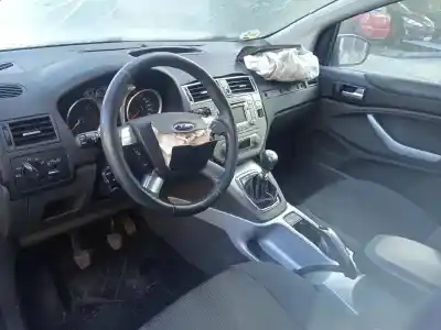 Veicolo di demolizione ford kuga (cbv) trend dell'anno 2009 alimentato g6dg