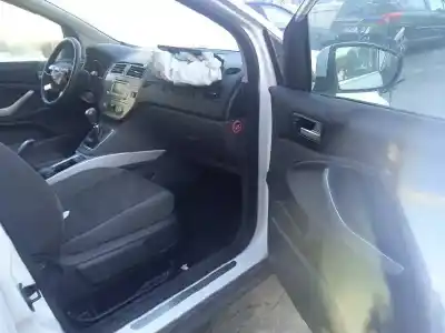 Veicolo di demolizione ford kuga (cbv) trend dell'anno 2009 alimentato g6dg